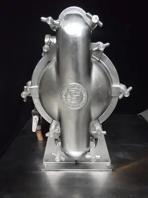 USED SANDPIPER AIR-POWERED DOUBLE DIAPHRAGM PUMP, MODEL SSA2-A