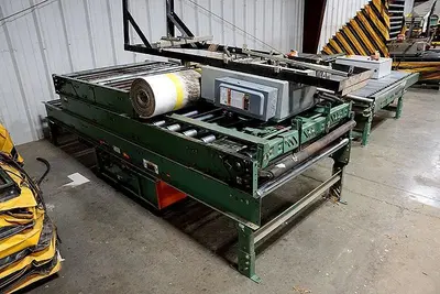 42" WIDE x 100' ROACH POWER DRIVEN ROLLER / BELT CONVEYOR, WITH VFD DRIVE: YOBRO #24712