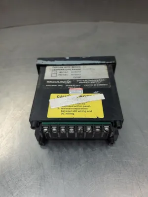 Square D MODLINE4 029301 Temperature Monitor Module. 2D-08