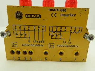 CEMA 105DTL690 Flashing Signaling Device 400-690V RED Lamp 1/3 Phase Series 105