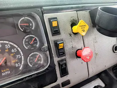 Used 2001 FREIGHTLINER FL 112 Mobile Cranes Utah US | Proxy Equipment #1378478
