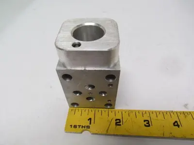 Sun Hydraulics EPB Sandwich Manifold ISO 03:On P, Port 3 To T Mfg Date 5-17-04