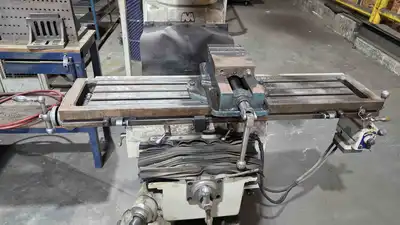 Used 2007 KBC TUM-4VS Vertical Mills Ontario CA | Avo's Machinery Equipment Inc. #1445079