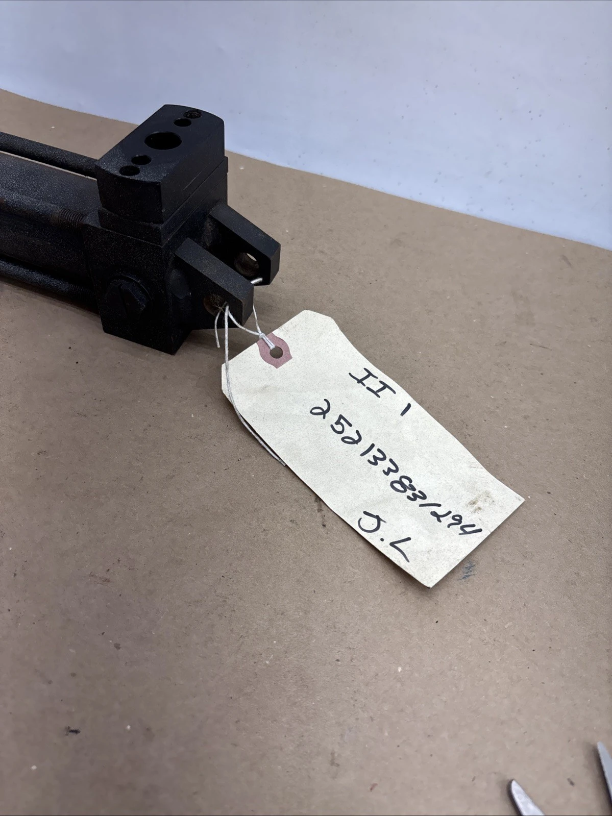 Parker Hydraulic Cylinder Series 2H 1.50 Bore 12.250 Stroke CBB2HLTS14AC Namco