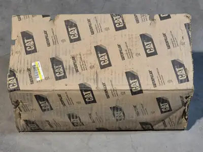 NEW CATERPILLAR 8W-9610
