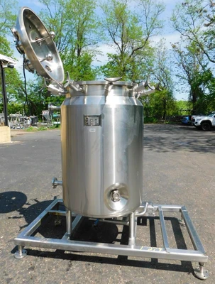 USED KINETICS MODULAR 150 GALLON