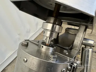 Used _UNKNOWN_ _UNKNOWN_ Capsule Polishers | Star Industries #1254169