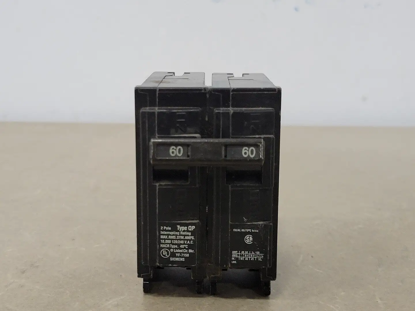 USED SIEMENS Q260