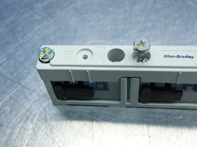 Used ALLEN BRADLEY 141ATU3 Bus Bars & Plugs Ohio US | HGR 24 #872883