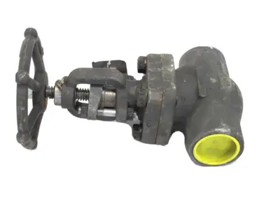 NEW OMB 830 SOCKET WELD GLOBE VALVE 1-1/2"-800