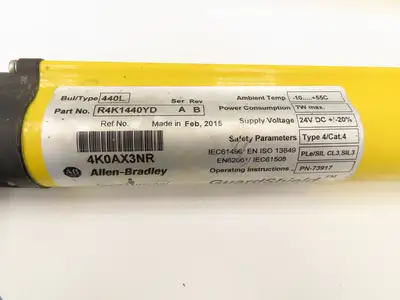 Allen Bradley GuardShield Safety Light Curtain Transmitter/Receiver Set 1440mm