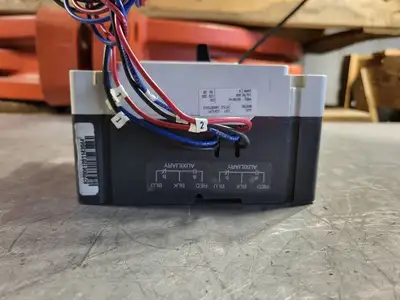 NEW CUTLER-HAMMER HMCP100R3S