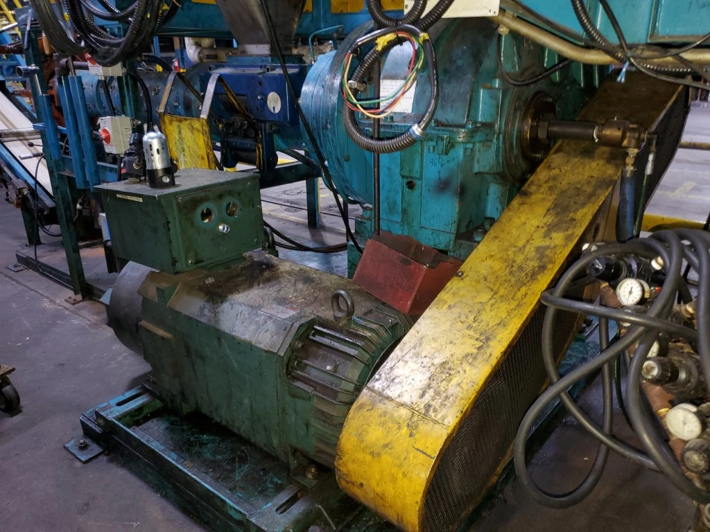 Krupp 6" Pin Barrel Rubber Extruder
