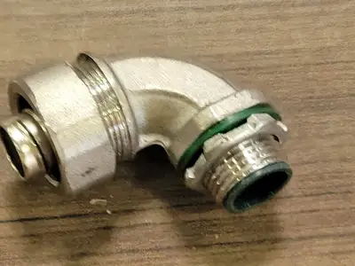 1/2" 90 Deg Liquid-tight Conduit Elbow (Bag of 28)