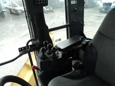 Used 2013 JOHN DEERE 870 GP WITH WING Motor Graders Manitoba CA | Conquest Truck & Auto Sales #1421348