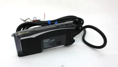 NEW OMRON E3NC-LA21