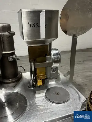 USED Qualicaps Qualicaps Capsule Filler