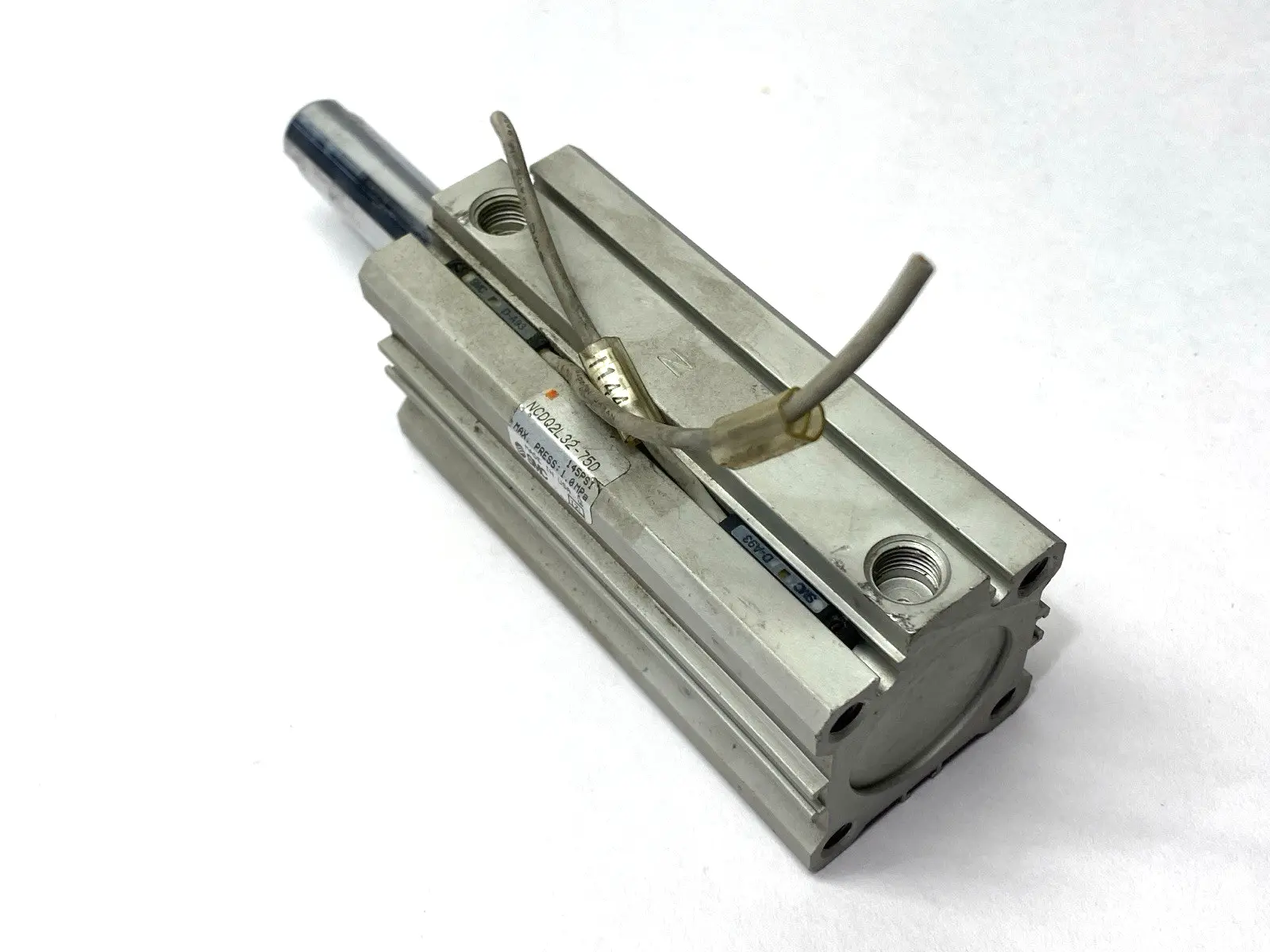 USED SMC PNEUMATIC CYLINDER 32MM BORE 75MM STROKE