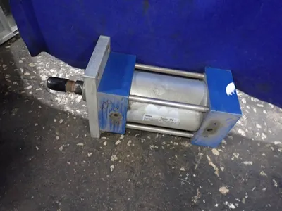 USED MILLER IPA61B2B008075.0000025N22N0
