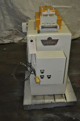 6" x .062" CWP 17 Roll Straightener