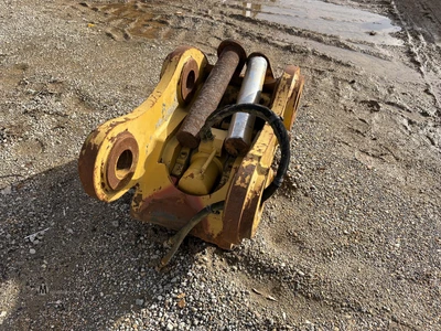 Used 2014 CATERPILLAR CB LINKAGE Misc Construction Attachements Tennessee US | Moore Equipment #1517387