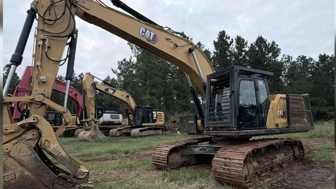 Used 2022 Caterpillar 330 Misc Forklifts Virginia US | Rubbl #1487186