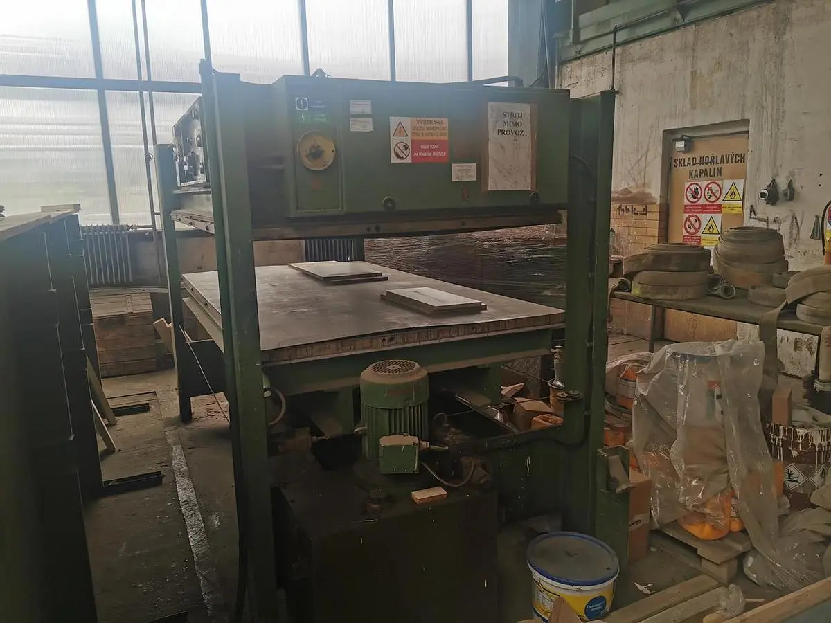 Used 1987 SOMA DGPWB-75/11 Hot Press CZ | Amaron s.r.o. #1068509