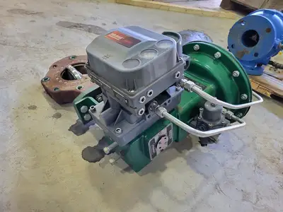 USED FISHER CONTROLS 8560