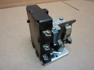 USED CUTLER HAMMER 9575ED48-1