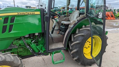 USED 2017 JOHN DEERE 5090GV