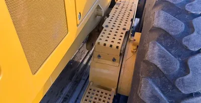 USED 2016 CATERPILLAR 140M3