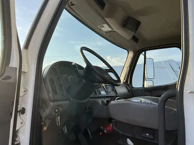 Used 2017 FREIGHTLINER VAN BODY Box trucks Minnesota US | Carco Truck & Equipment #1514274