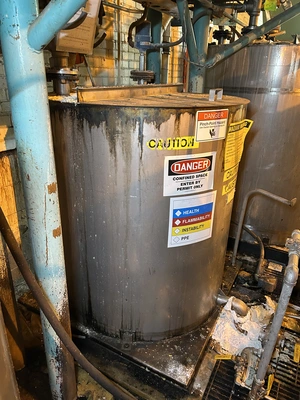 STAINLESS STEEL MIX TANK 600 GALLON Stainless Steel Tanks | Perry Equipment (2)