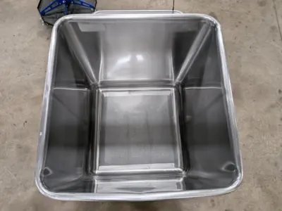 600 Pound SS Dump Buggy with Plastic Lid
