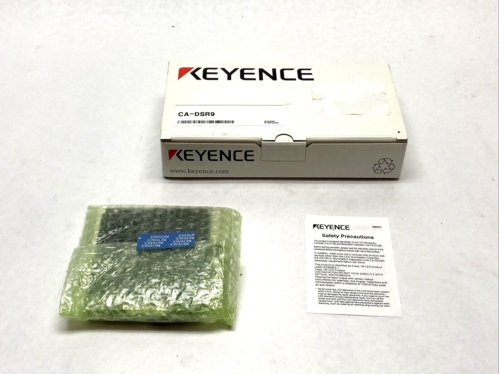New | in-Stock KEYENCE Red LED Back Light 92-92 12VDC 14W Light Sources / LED Michigan US | Maverick Industrial Sales #1401310
