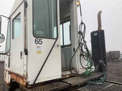 USED 2008 OTTAWA 4X2 YARD SPOTTER