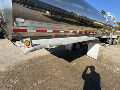 Used 2021 WALKER MILK TANKER TRAILER Liquid Supply Trailers Michigan US | Miedema Asset Management Group #1709528