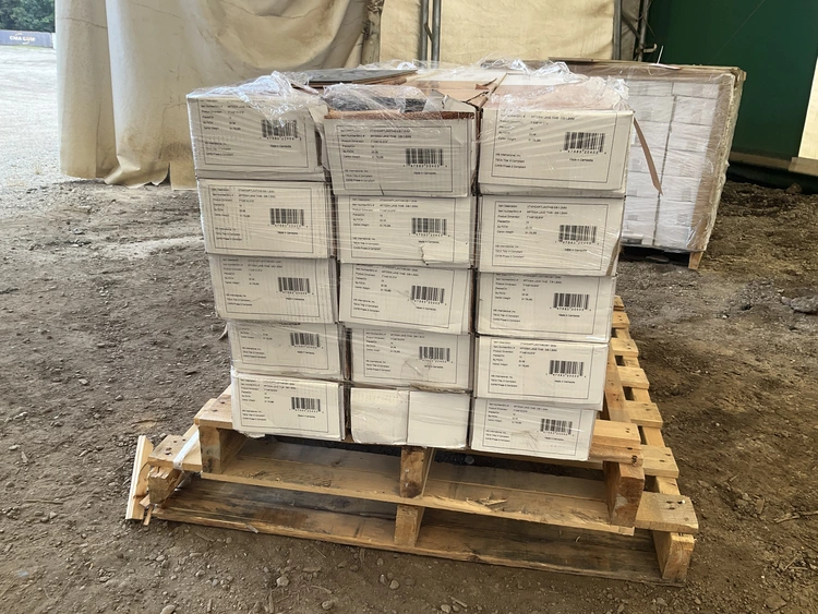 Used LUXURY GENUINE HARDWOOD ARTESIA LANE Flooring, Windows, and Doors Michigan US | Miedema Asset Management Group #1338711
