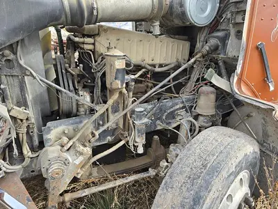 USED 1986 FREIGHTLINER FLC