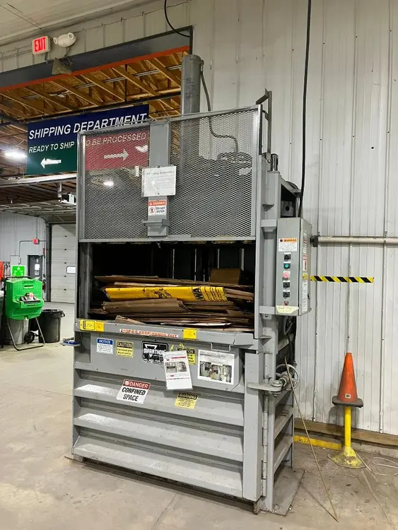 Used _UNKNOWN_ _UNKNOWN_ Balers Minnesota US | Myron Bowling Auctioneers Inc #1541760