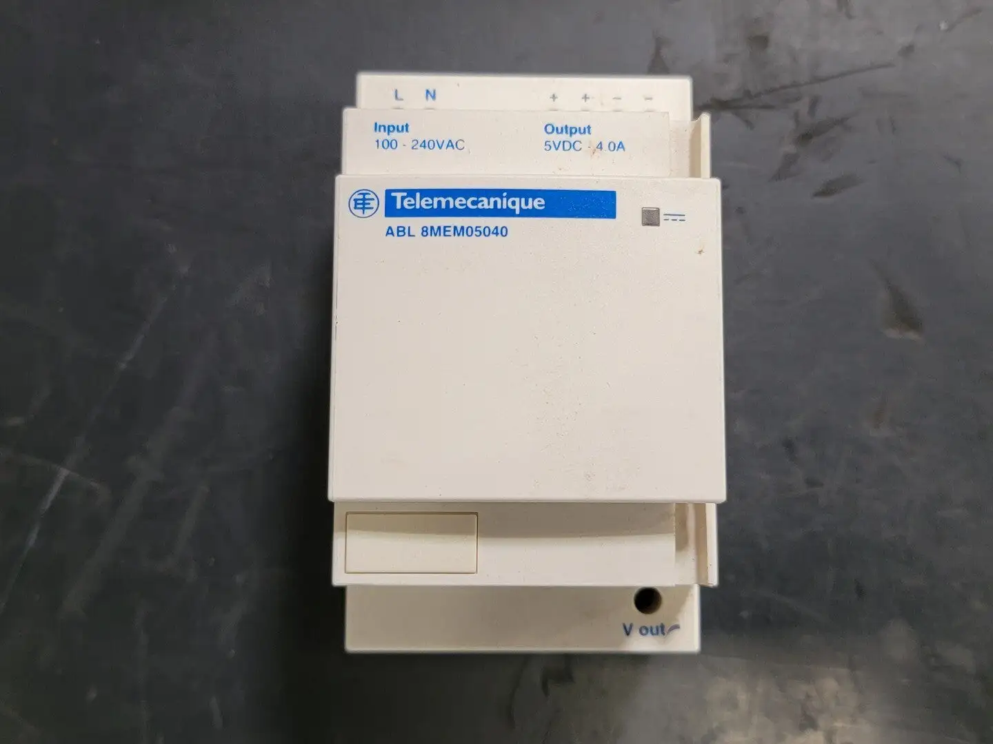 USED TELEMECANIQUE ABL8MEM05040