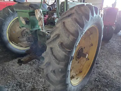 USED 1946 JOHN DEERE A