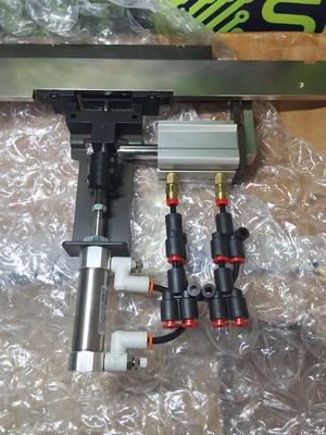 UNIVERSAL INSTRUMENTS 47259202 FIX LIFT ASSEMBLY 47260101 REV. D