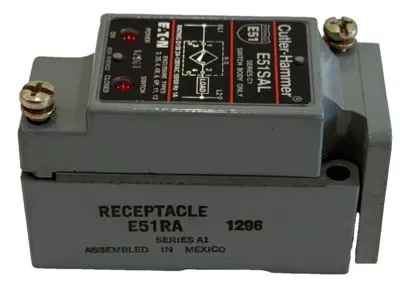 NEW CUTLER HAMMER E51SAL PROXIMITY SWITCH BODY SER. C1