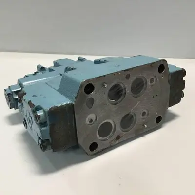 USED UCHIDA 4WEH16L1-60M0/6AG24