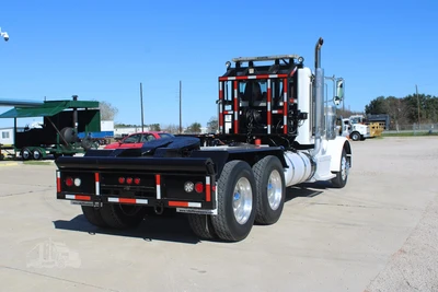 Used 2012 PETERBILT 367 Winch Trucks Texas US | Roll Off Truck World #1491877