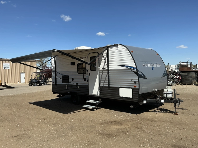 Used 2021 PRIME TIME AVENGER LT 17BHS Campers, Caravans, Motorhomes Michigan US | Miedema Asset Management Group #1231218