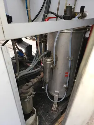 USED 2010 GARDNER DENVER 37SR-10A