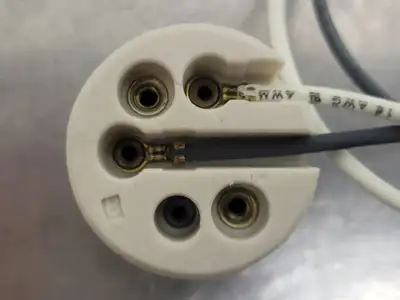 NEW LEVITON 31281-8