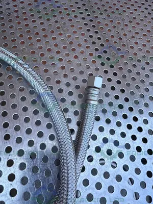 Unbranded 60" Stainless Steel Braided Hose w/ 1/2" NPT Fittings